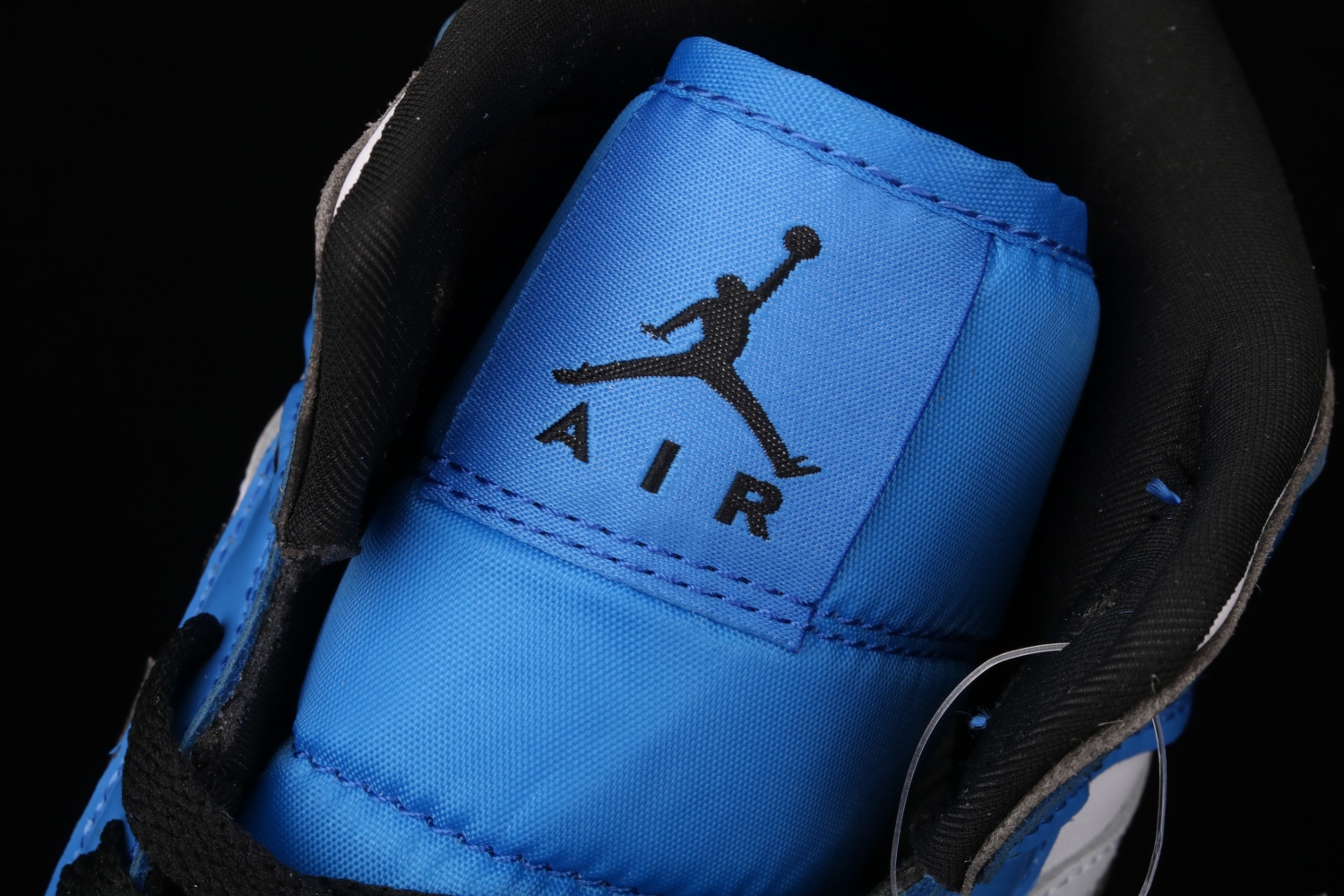 Jordan 1 Mid Signal Blue DD6834-402