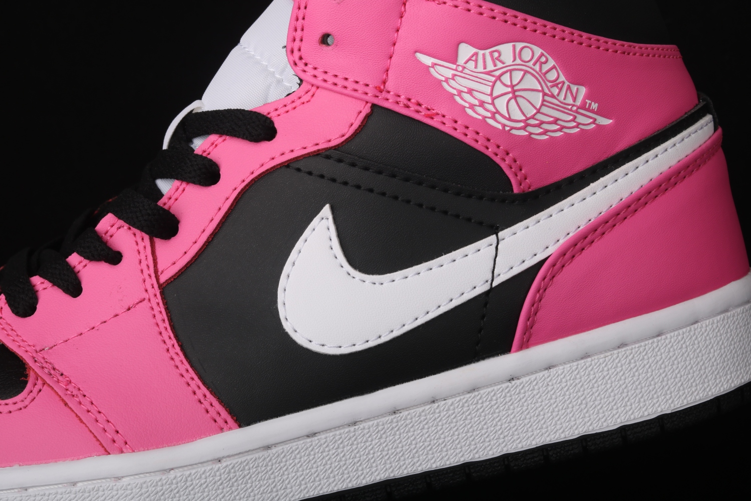 Jordan 1 Mid Pinksicle (GS) 555112-002