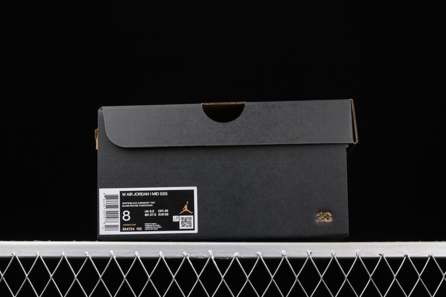 Jordan 1 Mid Crimson Tint Toe 554724-133