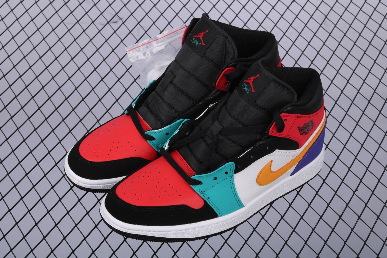 Jordan 1 Mid Bred Multi-Color  554724-125