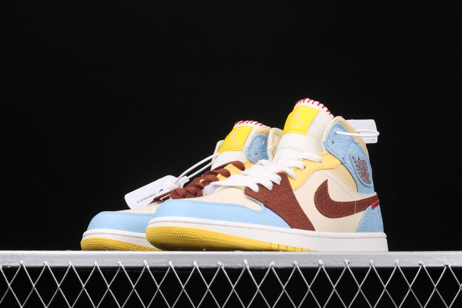 Jordan 1 Mid SE Fearless Maison Chateau Rouge CU2803-200