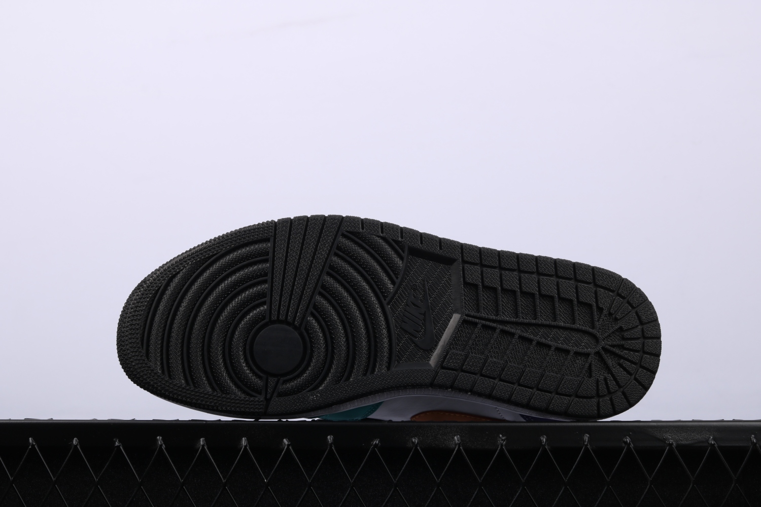 Jordan 1 Mid Bred Multi-Color  554724-125