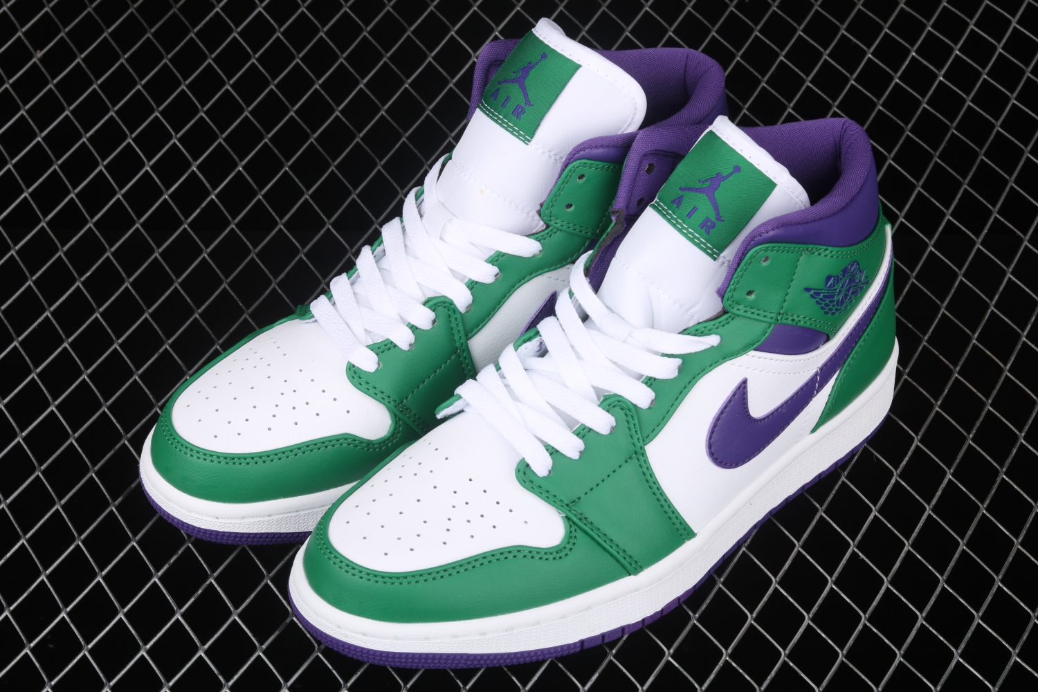 Jordan 1 Mid Incredible Hulk 554724-300