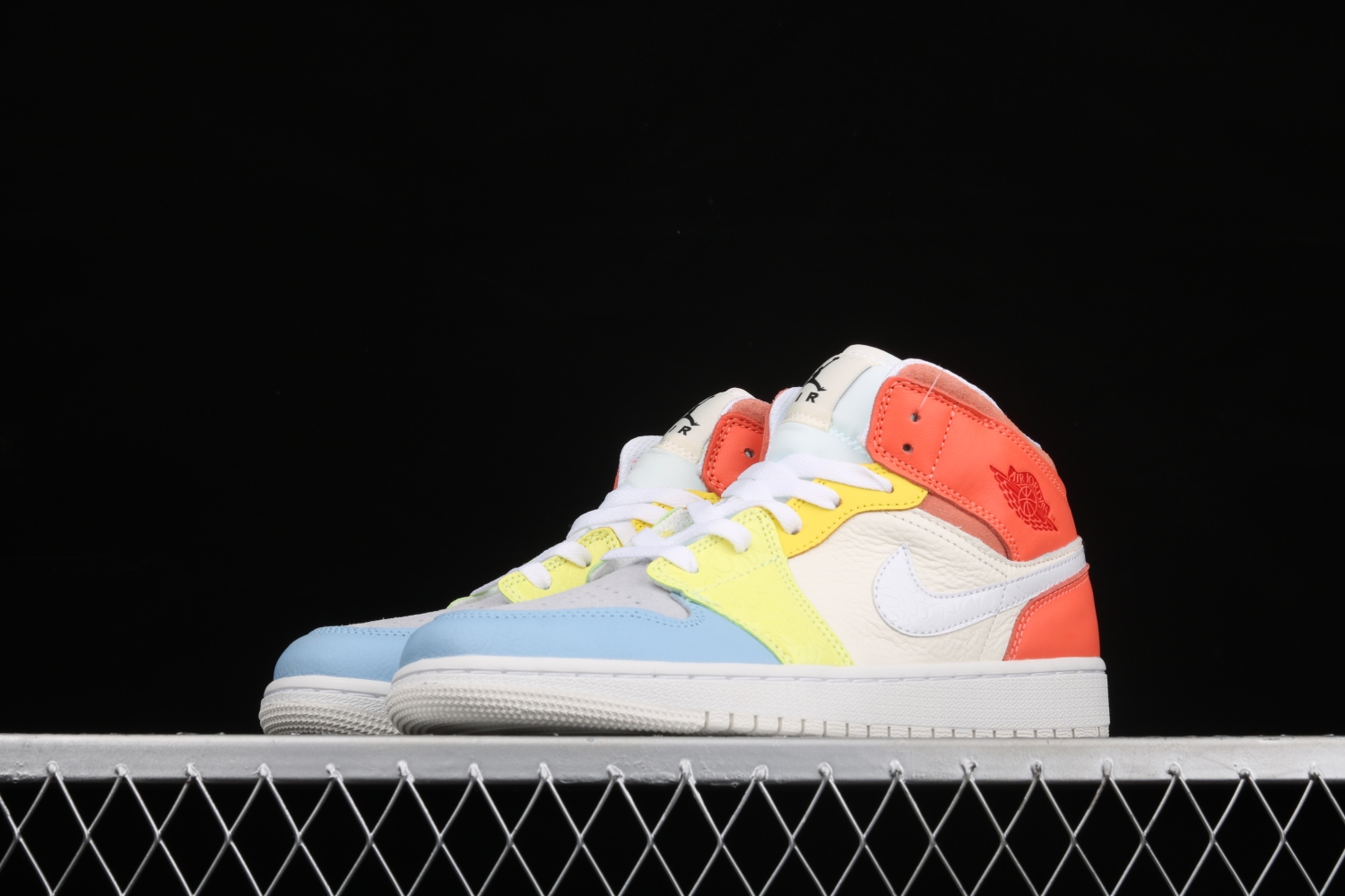 Jordan 1 Mid To My First Coach (W) DJ6908-100