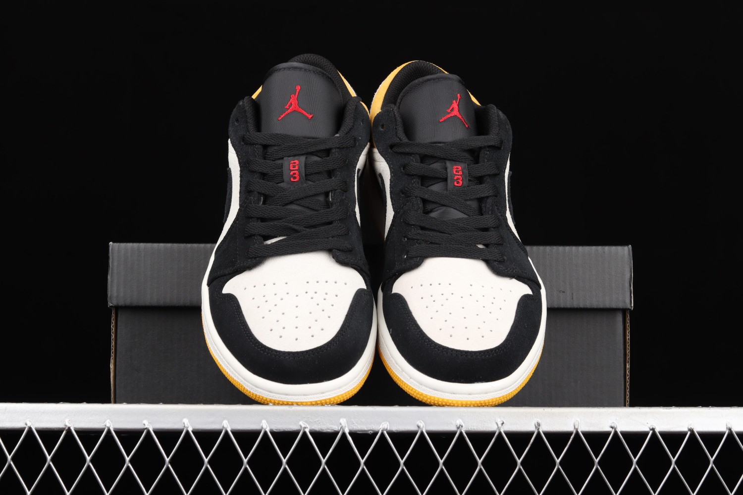 Jordan 1 Low Sail University Gold Black 553558-127