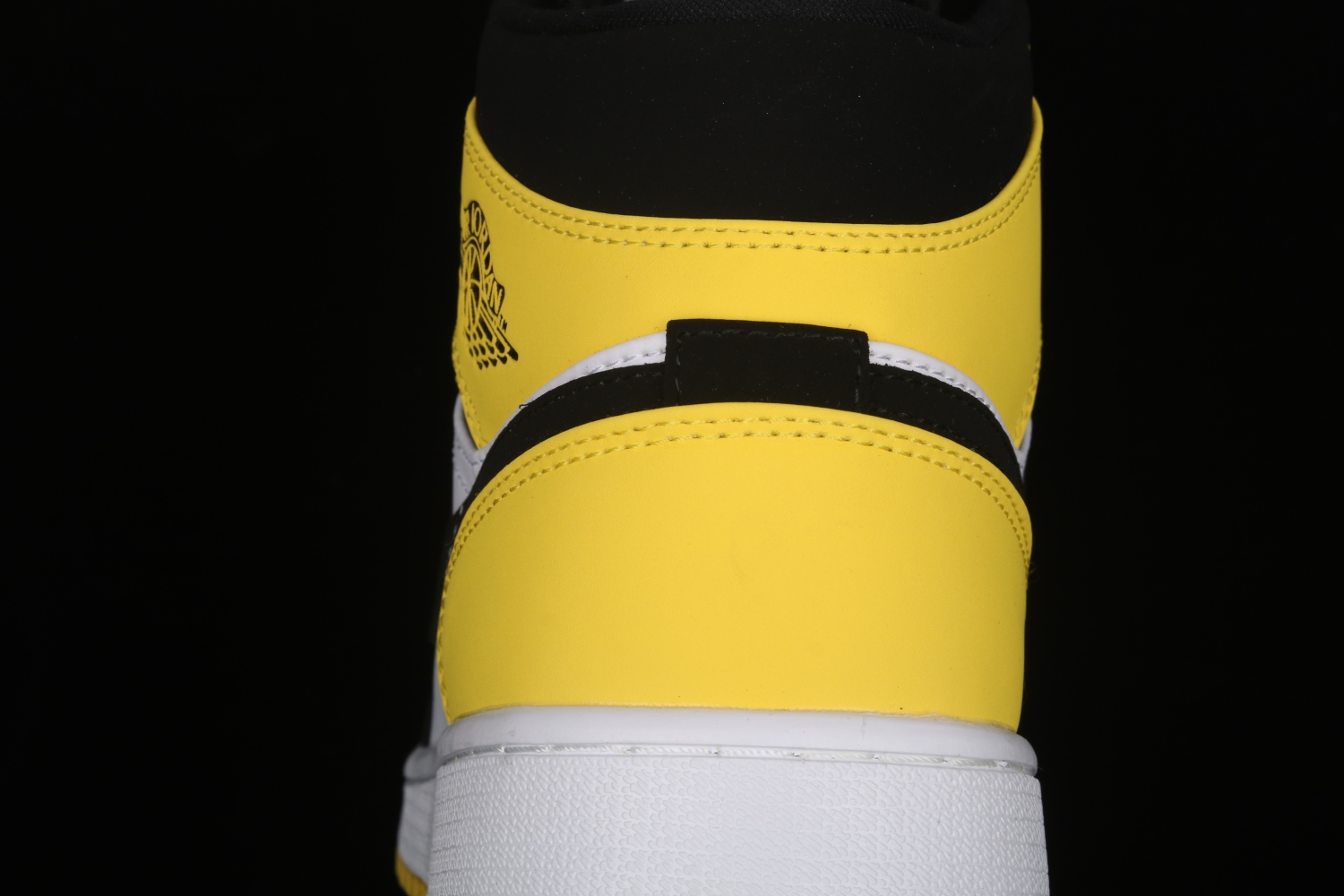 Air Jordan 1 Mid Yellow Toe Black 852542-071
