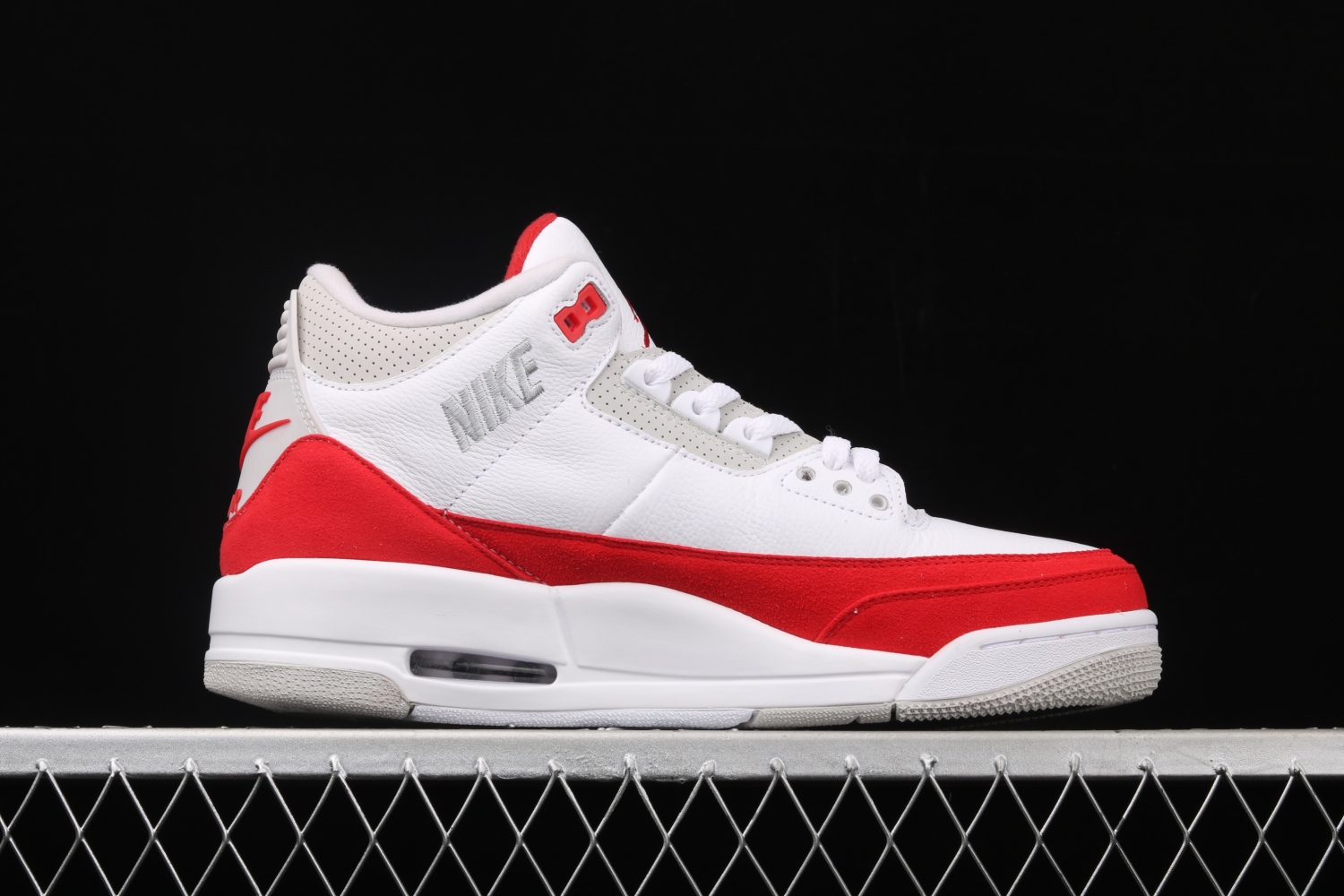 Jordan 3 Retro Tinker White University Red CJ0939-100