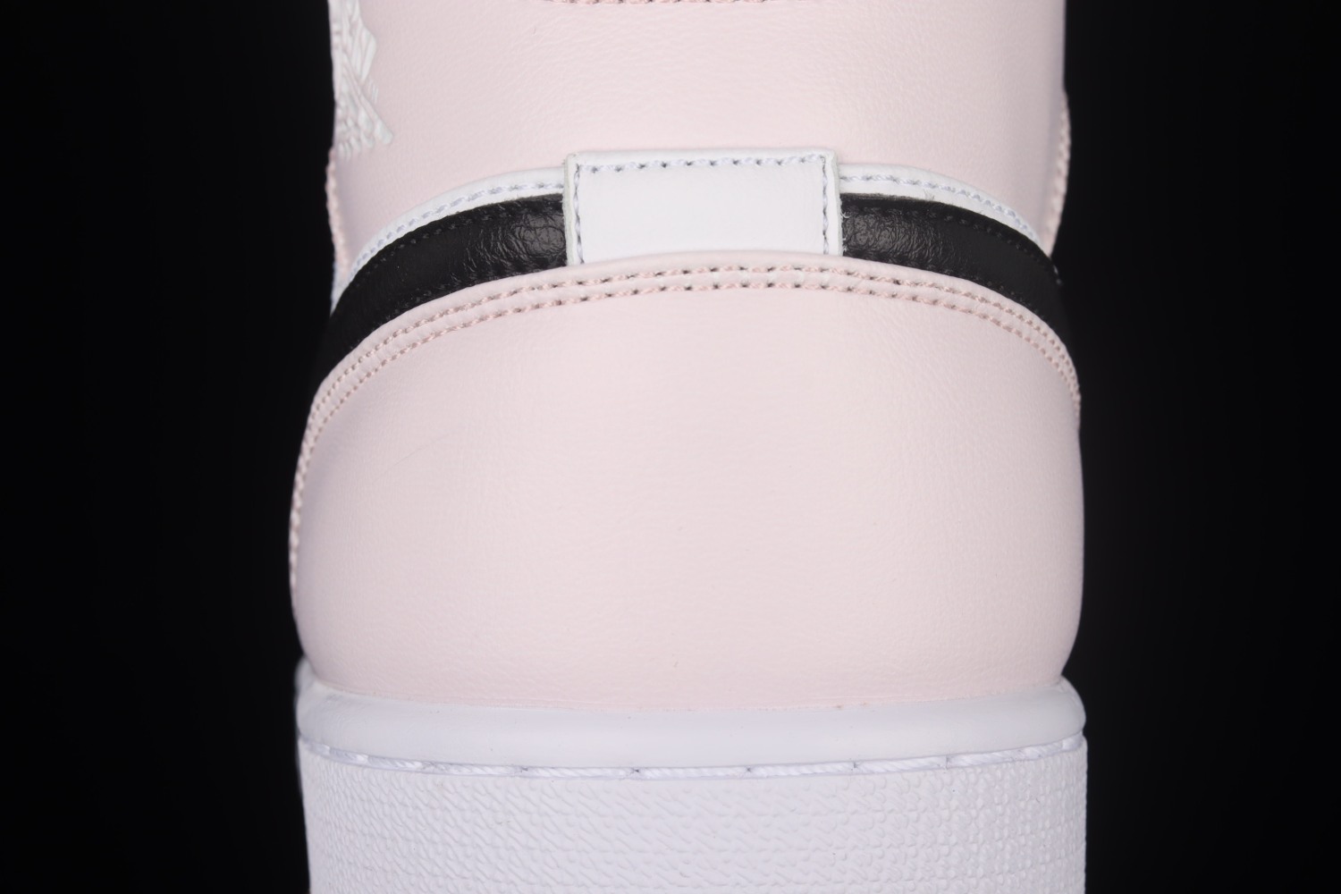 Jordan 1 Mid Barely Rose (W) BQ6472-500