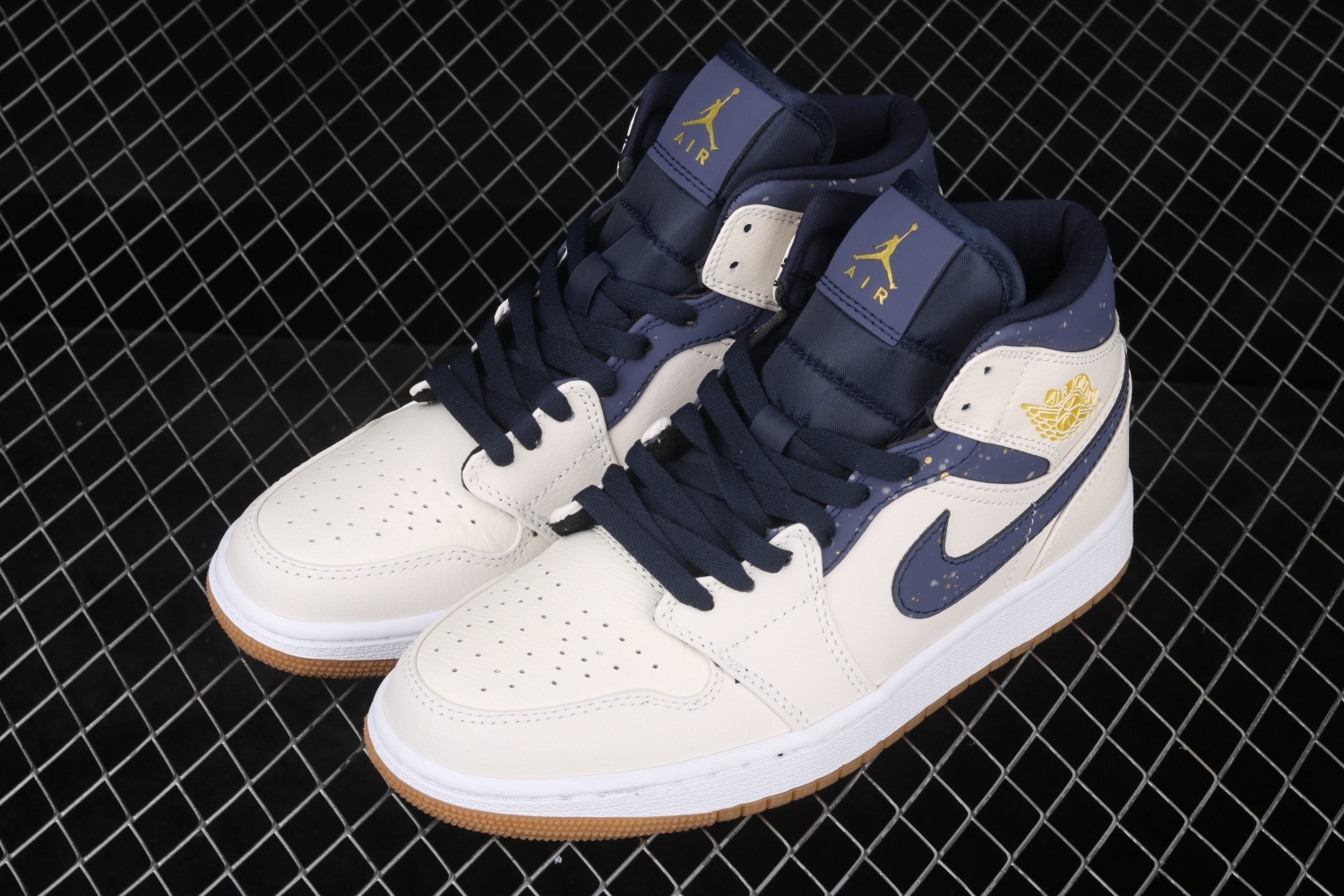 Air Jordan 1 Retro Mid Jeter AH6342-104