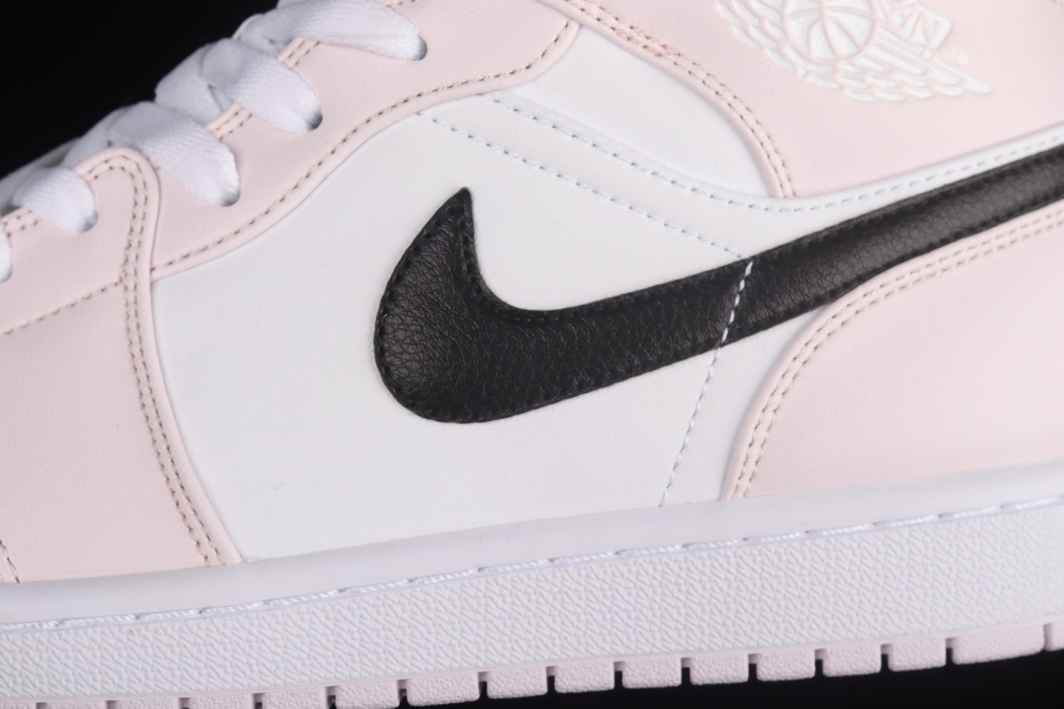 Jordan 1 Mid Barely Rose (W) BQ6472-500