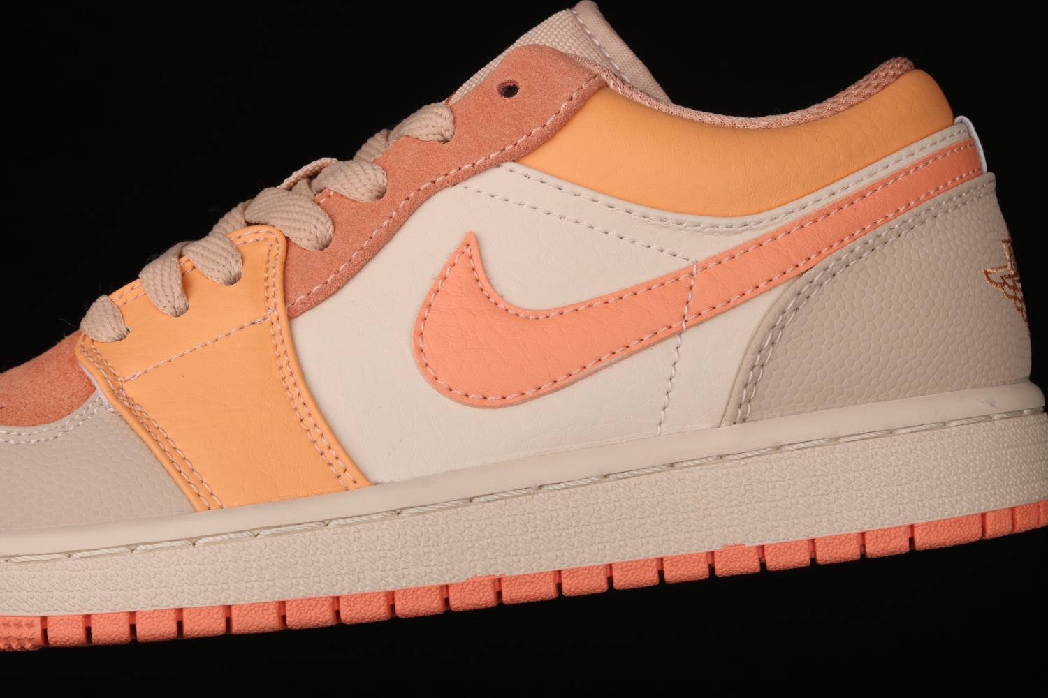 Jordan 1 Low  Apricot Orange (W)  DH4271-800