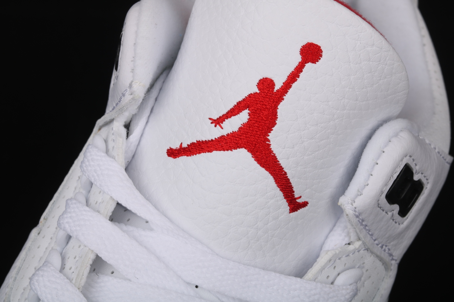 Jordan 3 Retro Hall of Fame 136064-116
