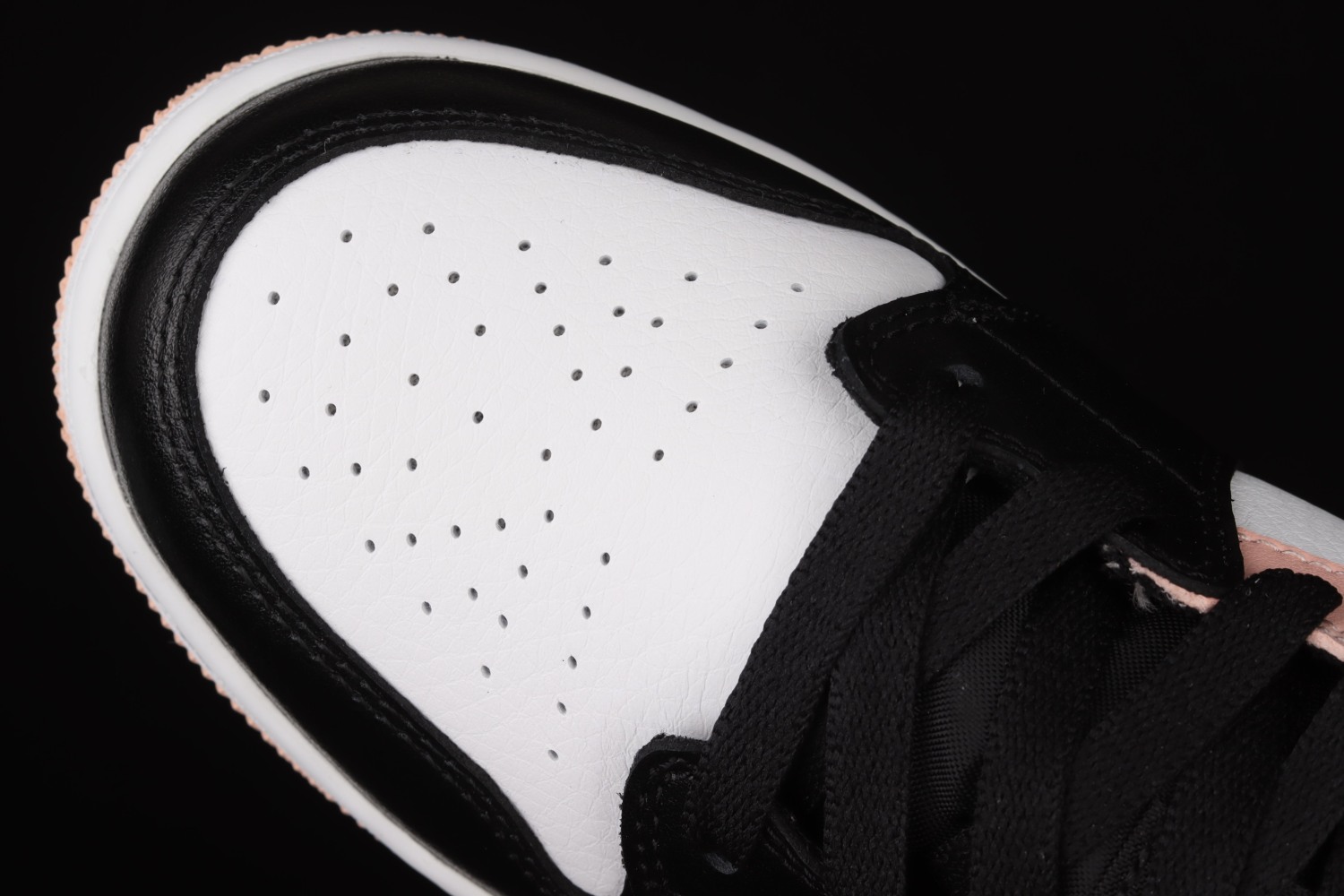 Jordan 1 Mid Arctic Orange Black Toe (GS) 554725-133