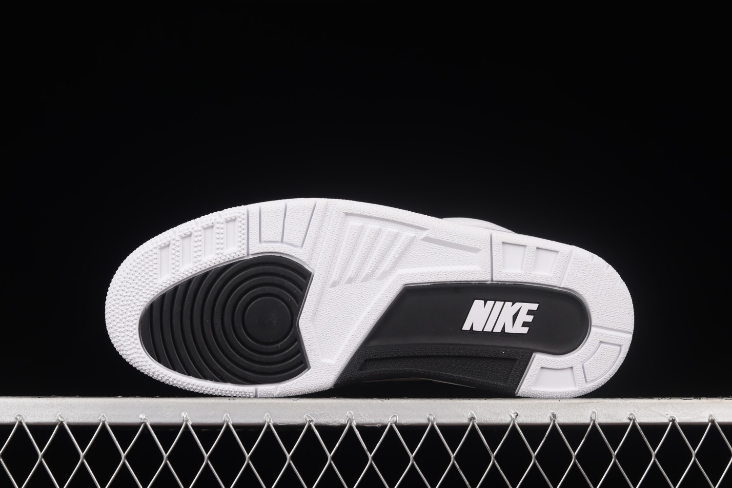 Jordan 3 Retro Fragment  DA3595-100