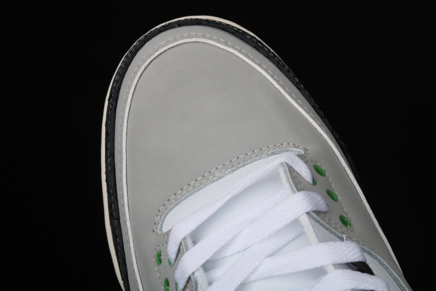 Air Jordan 3 Retro Chlorophyll 136064-006