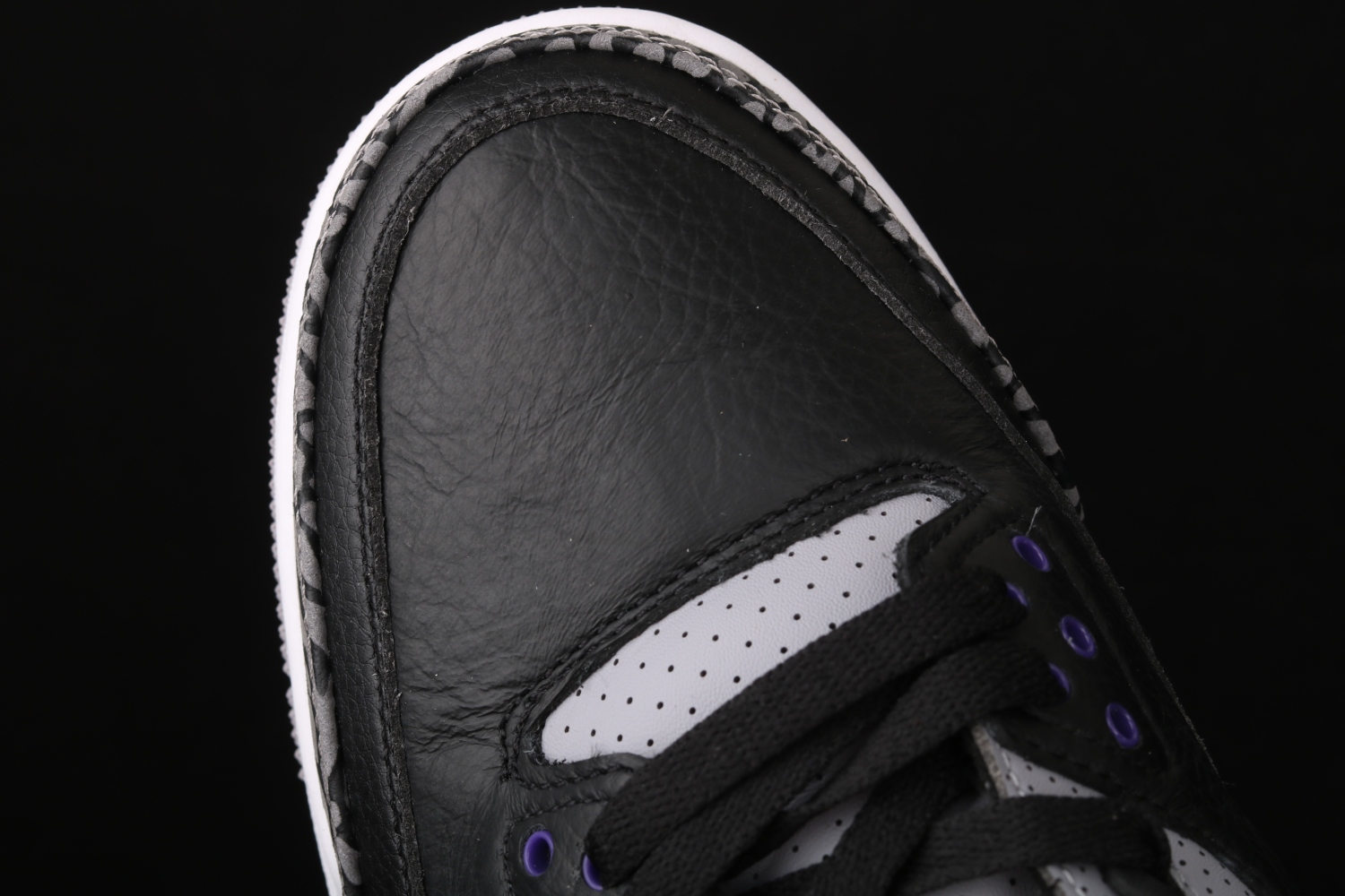 Jordan 3 Retro Black Court Purple CT8532-050