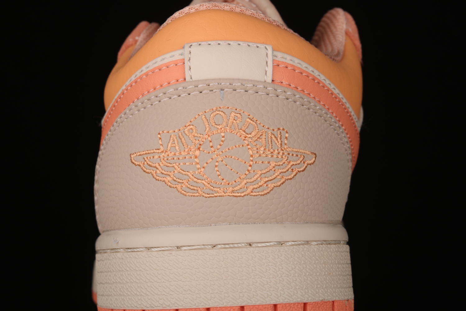 Jordan 1 Low  Apricot Orange (W)  DH4271-800