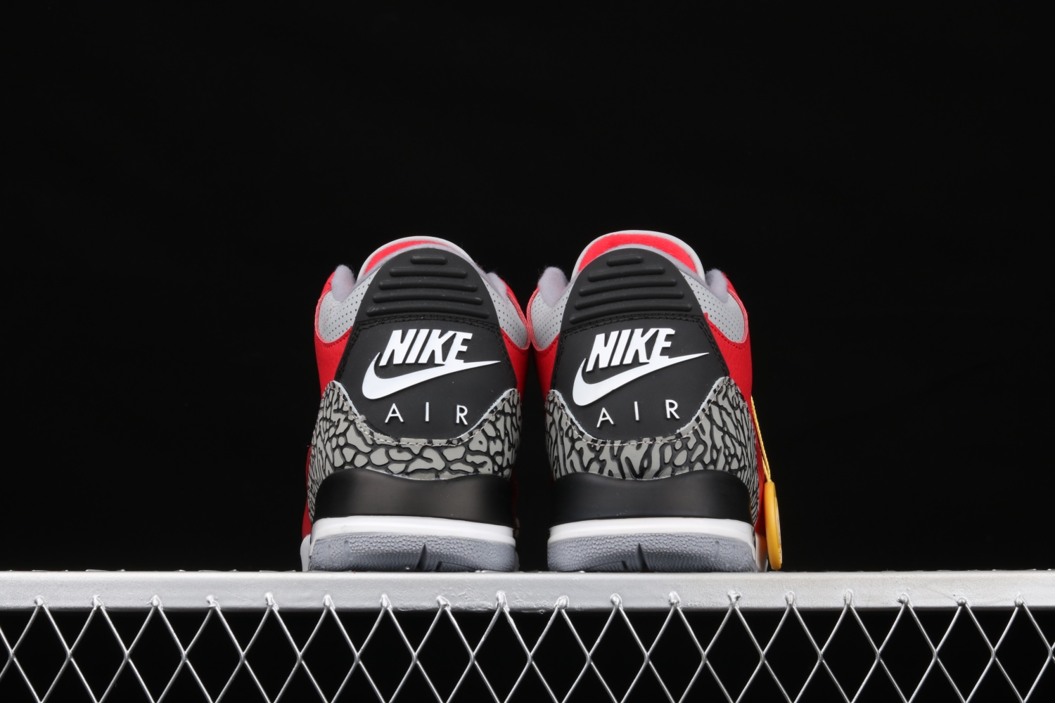 Jordan 3 Retro SE Unite Fire Red CK5692-600