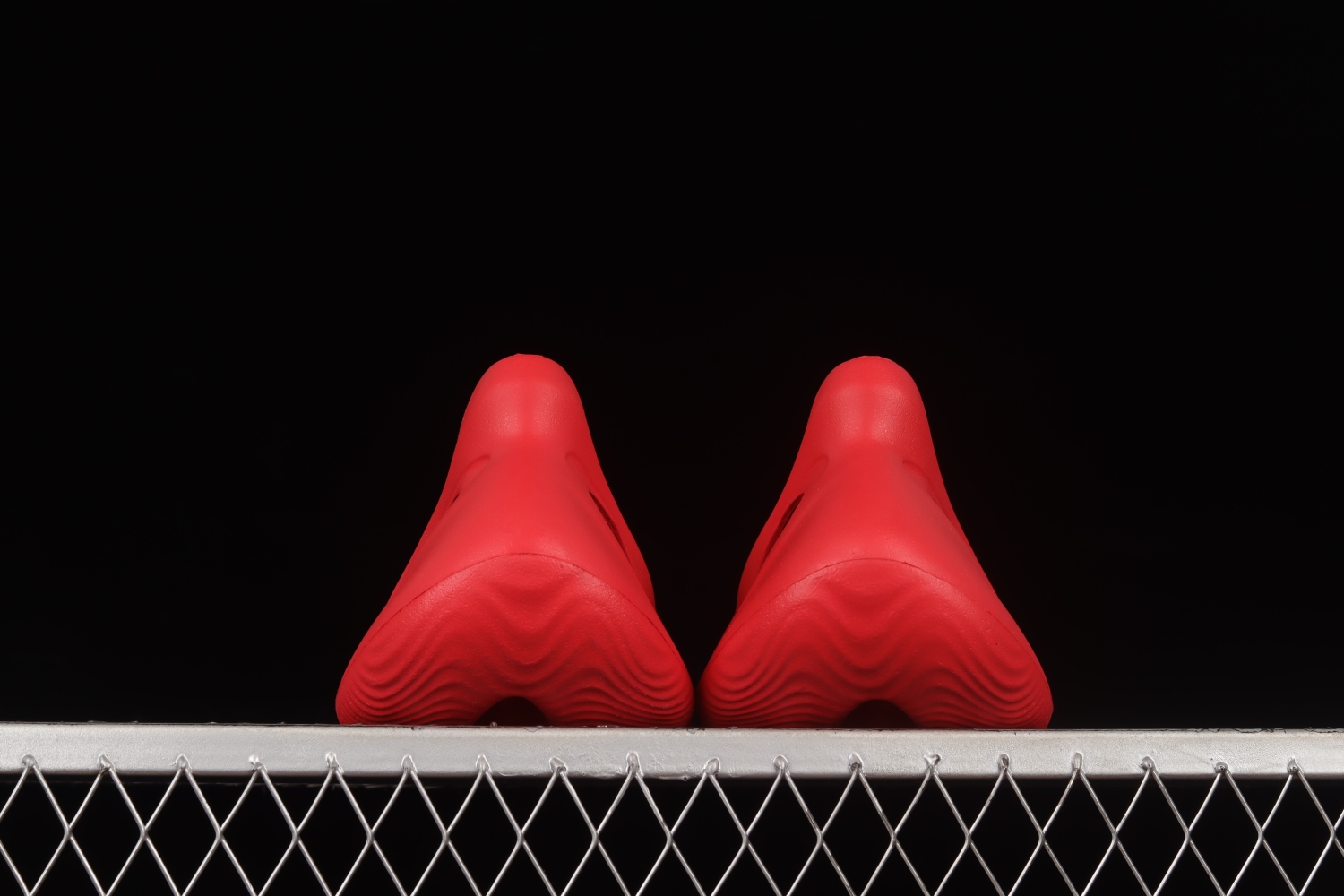 adidas Yeezy Foam RNNR Vermillion GW3355