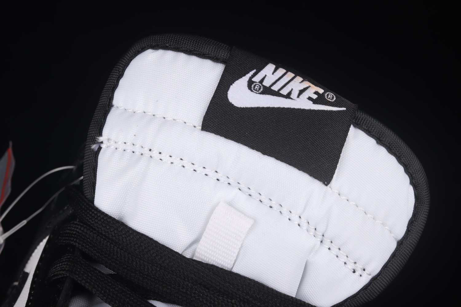 Nike Dunk Low Retro White Black (2021)  DD1391-100