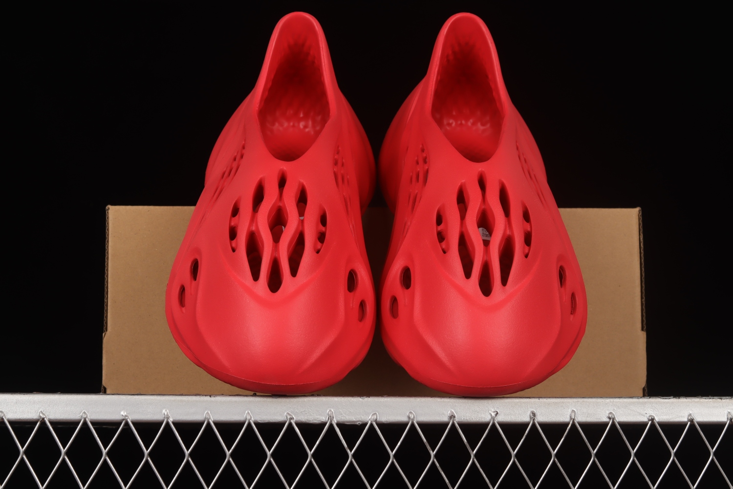 adidas Yeezy Foam RNNR Vermillion GW3355