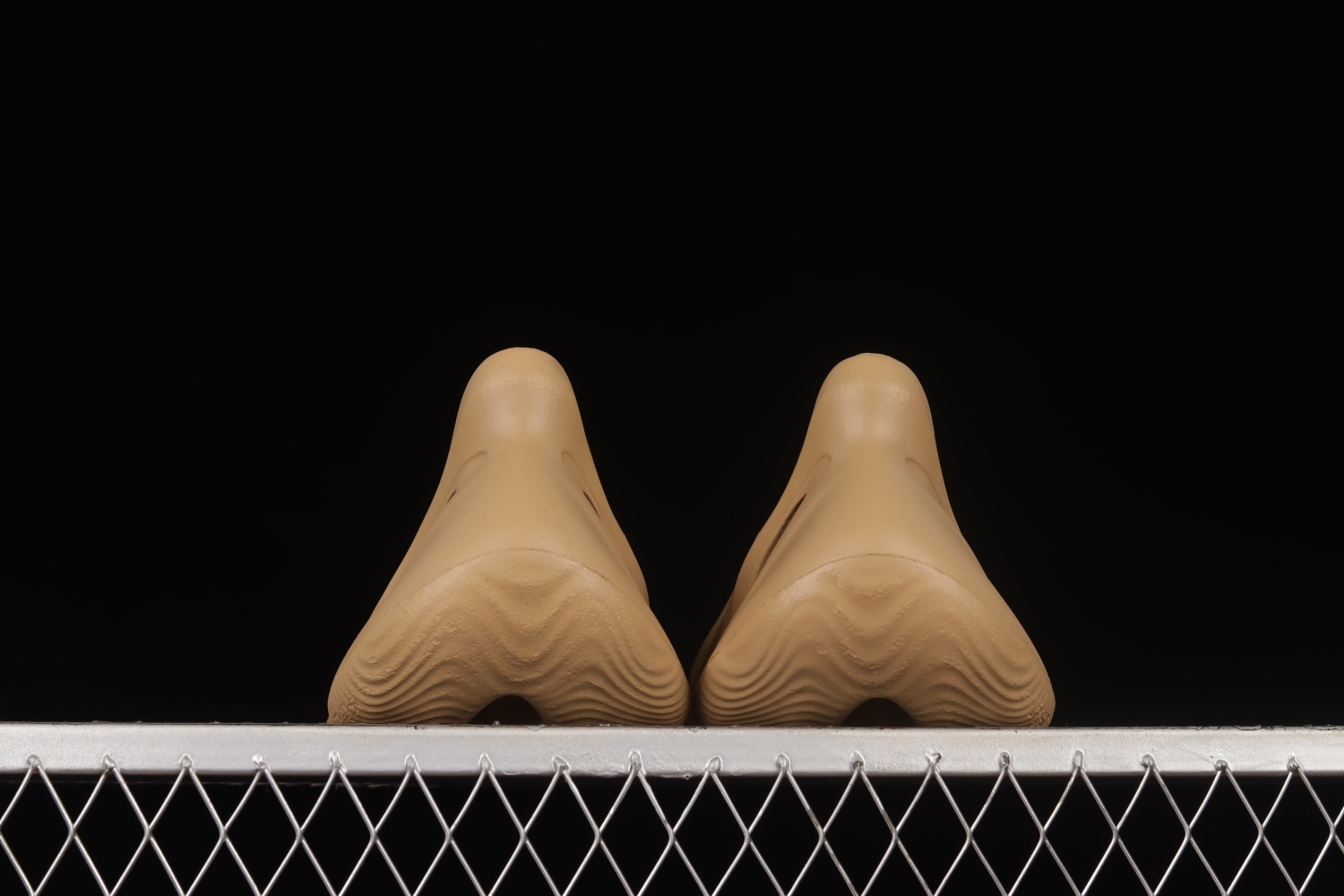 adidas Yeezy Foam RNNR Ochre GW3354