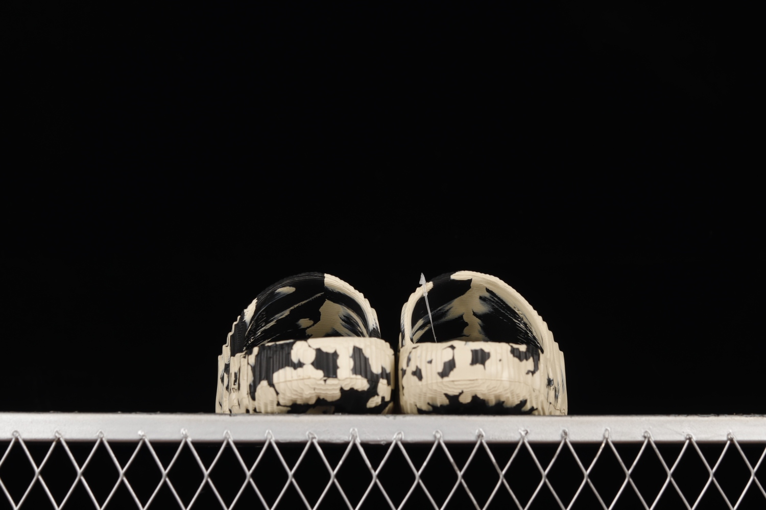 adidas Adilette 22 Slides Black Grey GX6947