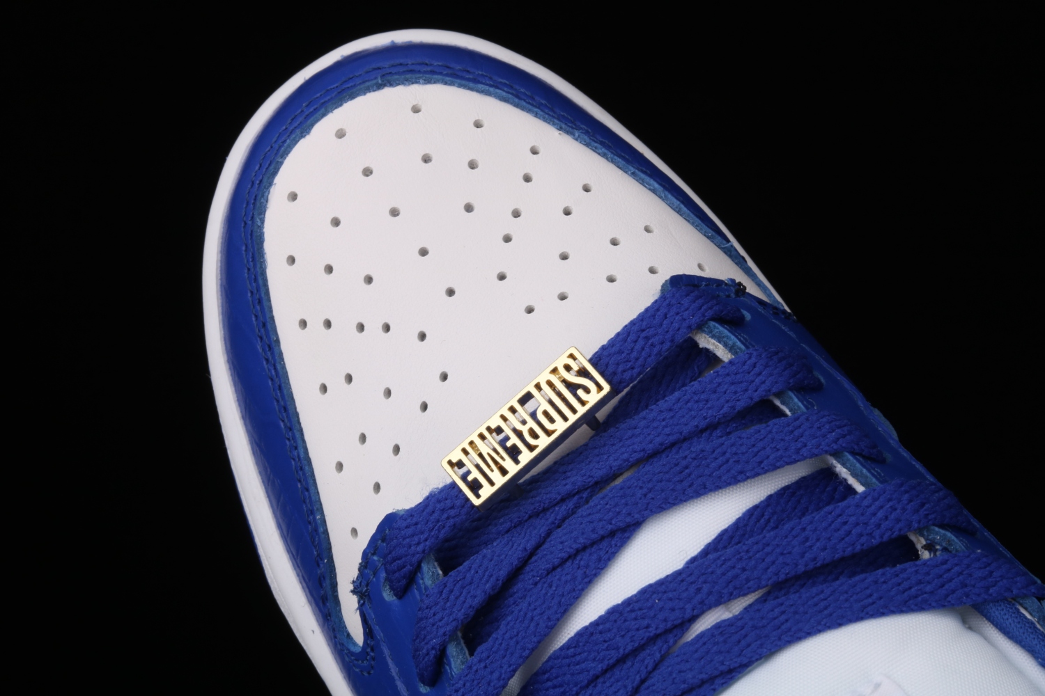 Nike SB Dunk Low Supreme Stars Hyper Royal (2021) DH3228-100
