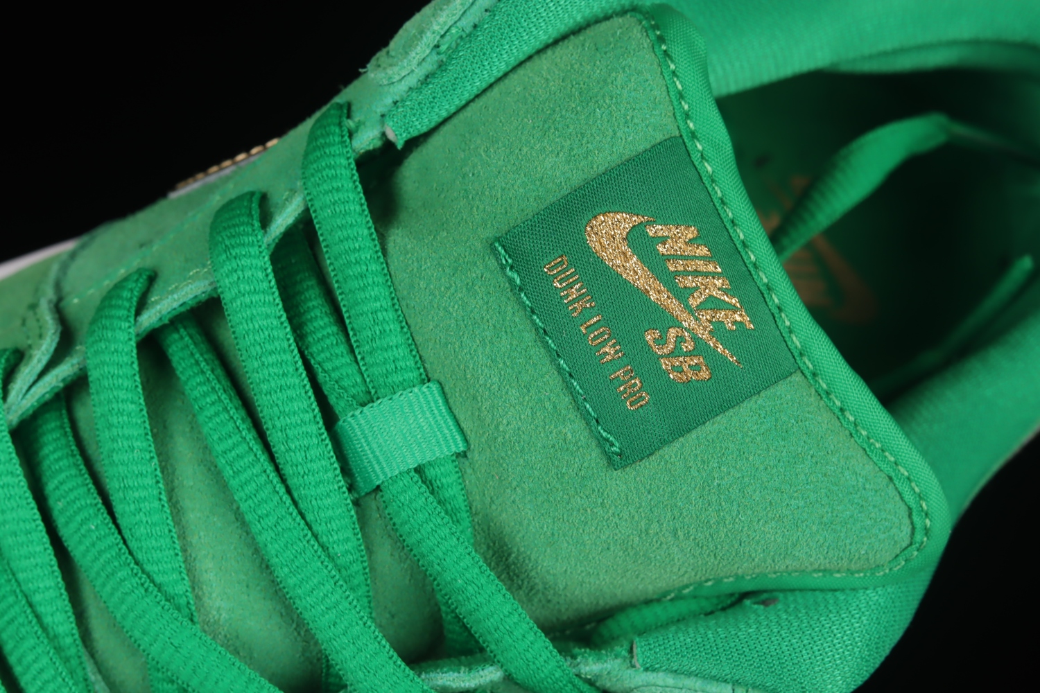 Nike SB Dunk Low Pro St. Patrick