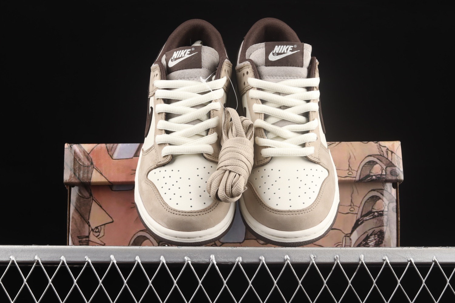 Otomo Katsuhiro x SB Dunk Low Steamboy OST LF0039-002