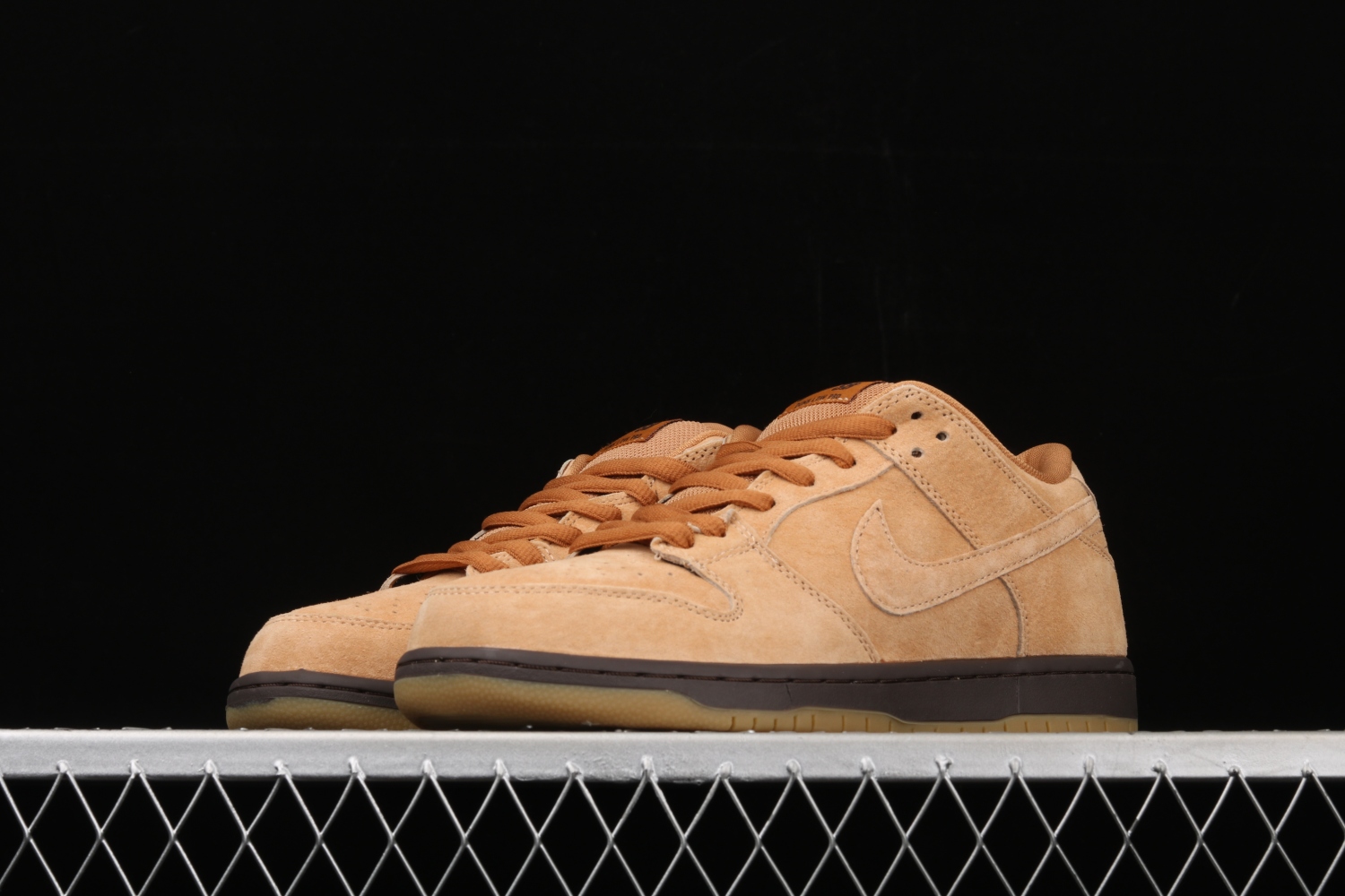 Nike SB Dunk Low Wheat (2020) BQ6817-204