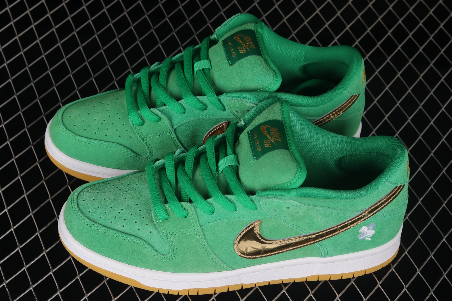 Nike SB Dunk Low Pro St. Patrick