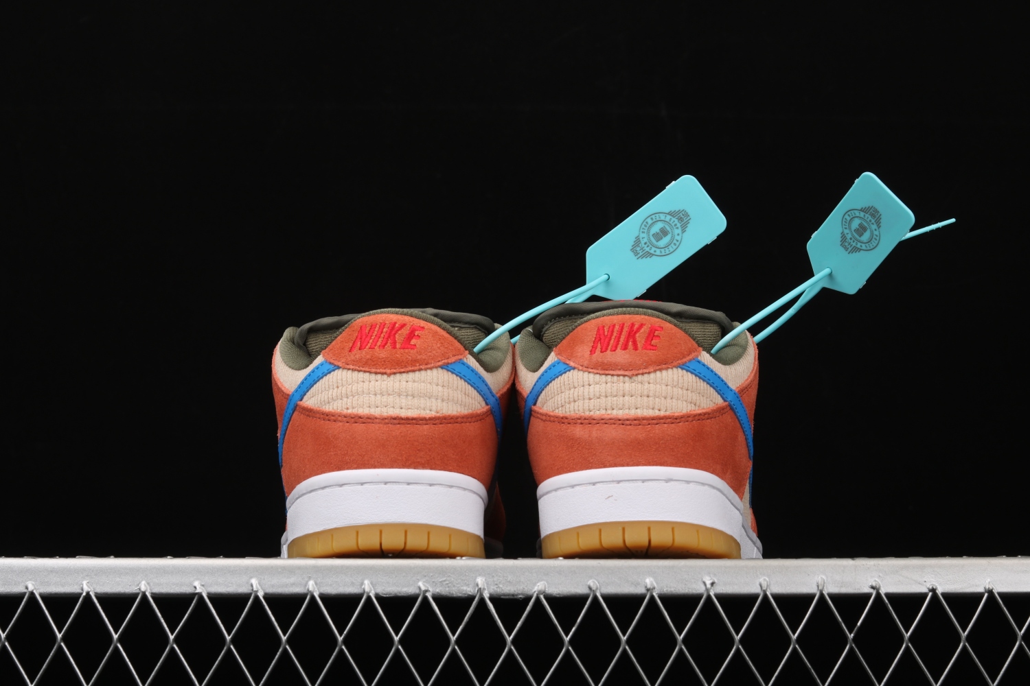 Nike SB Dunk Low Corduroy Dusty Peach BQ6817-201