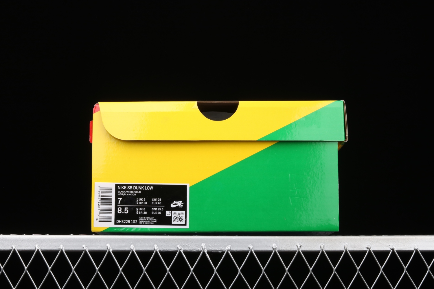 Nike SB Dunk Low Supreme Stars Black (2021) DH3228-102