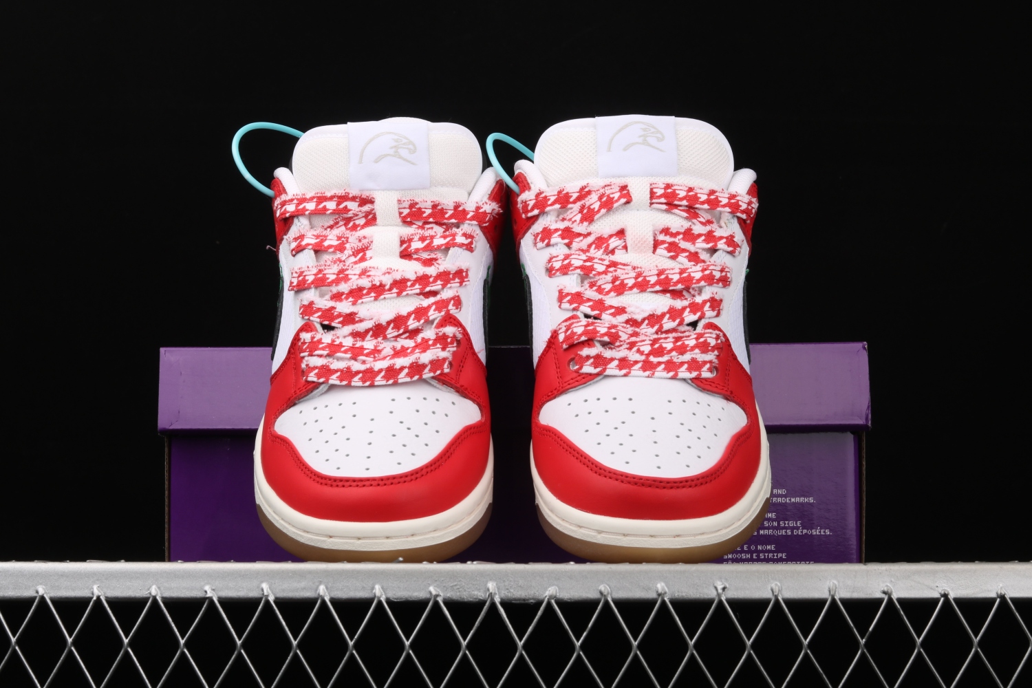 Nike SB Dunk Low Frame Skate Habibi CT2550-600