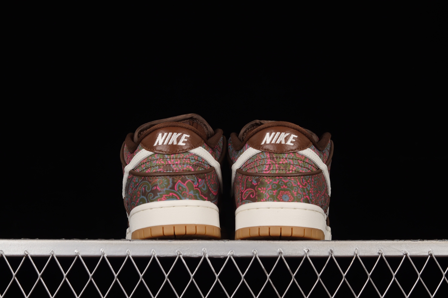 Nike SB Dunk Low Pro Paisley Brown  DH7534-200