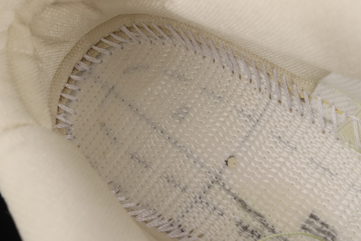 Nike SB Dunk Low Mummy DM0774-111