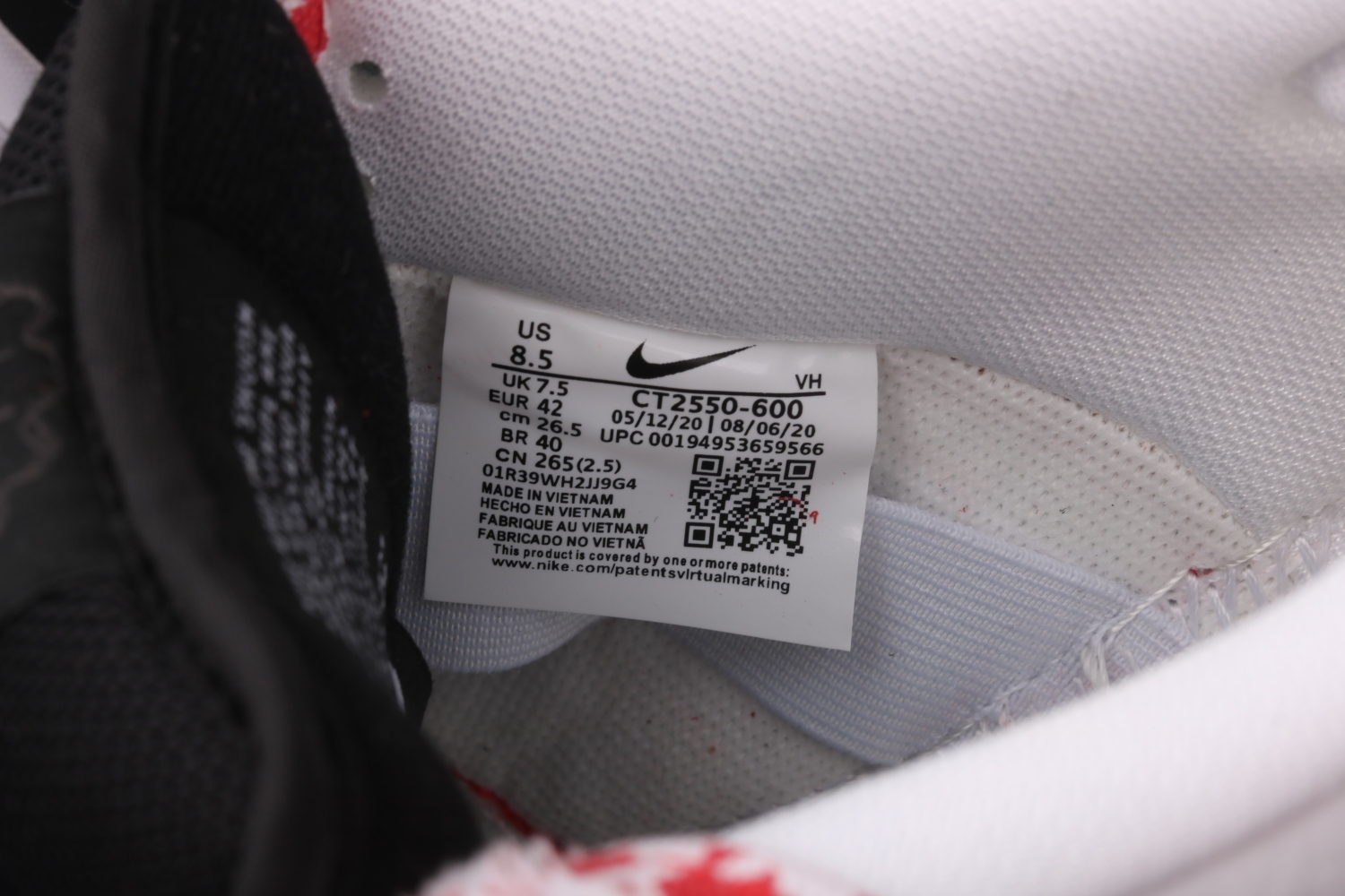 Nike SB Dunk Low Frame Skate Habibi CT2550-600