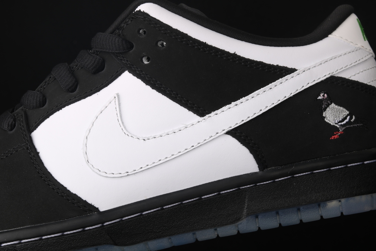 Nike SB Dunk Low Staple Panda Pigeon BV1310-013