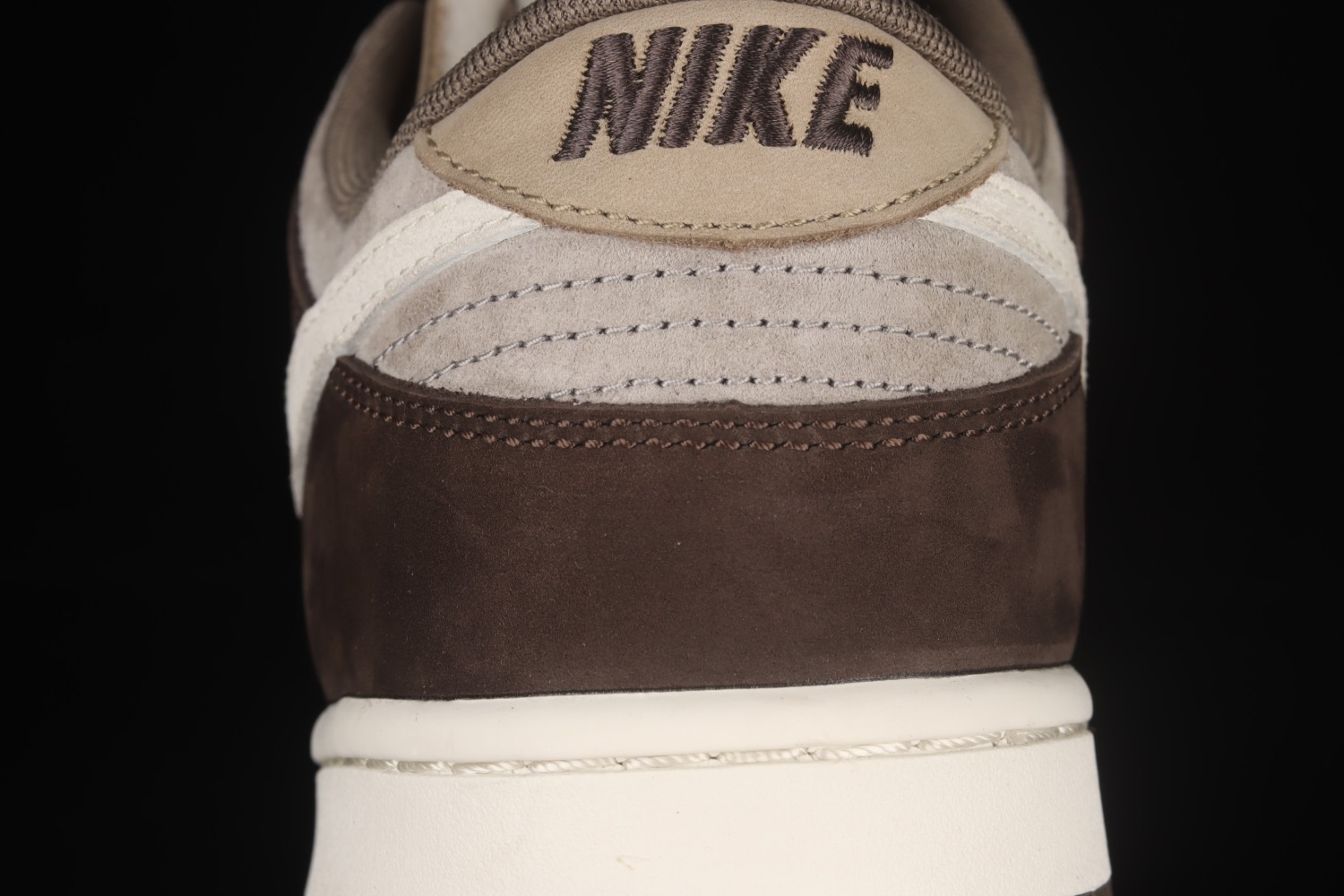 Otomo Katsuhiro x Nike SB Dunk Low Steamboy OST Grey Brown Mocha LF0039-001