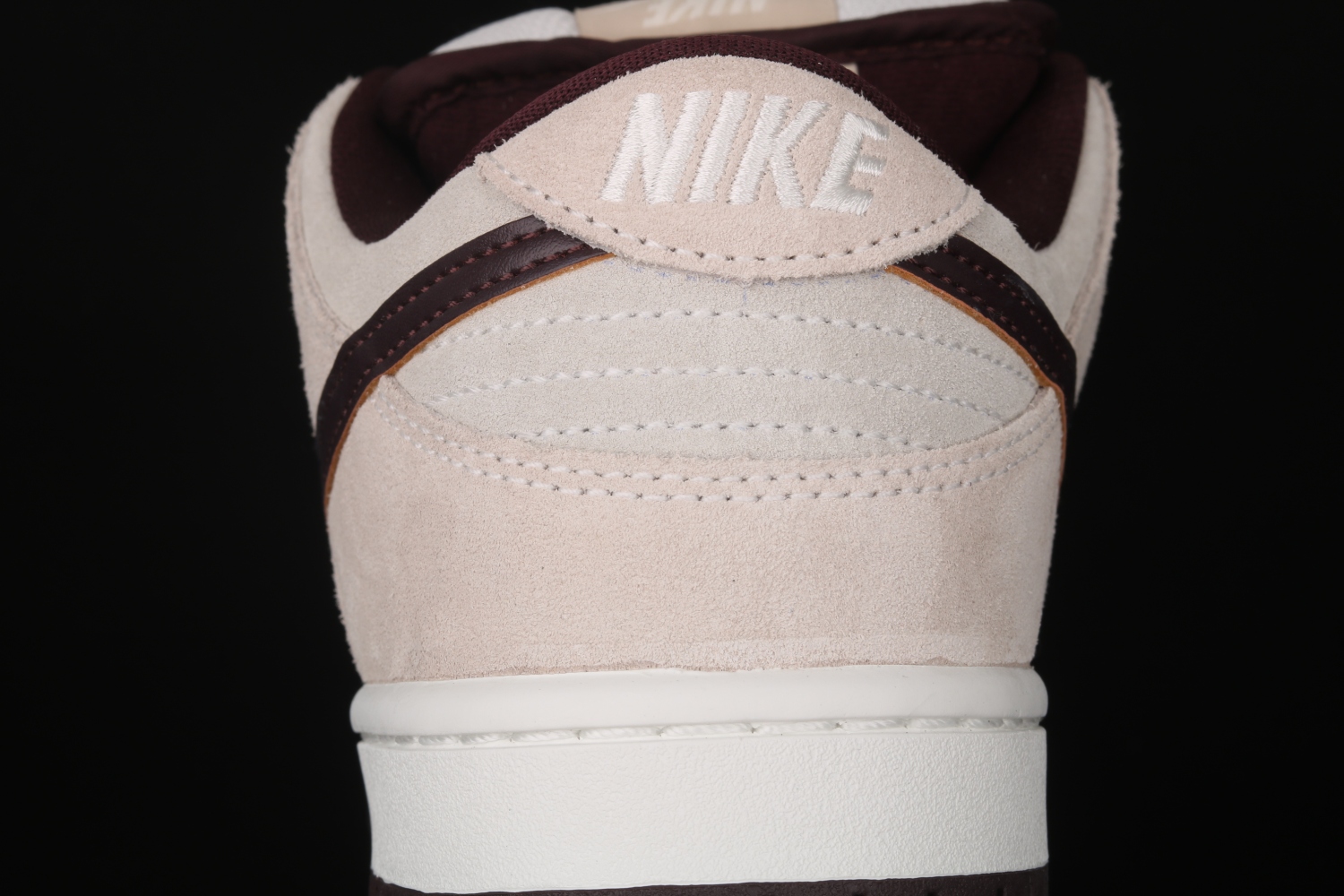 Nike SB Dunk Low Desert Sand Mahogany  BQ6817-004