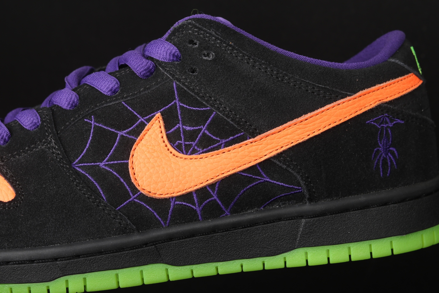 Nike SB Dunk Low Night of Mischief Halloween BQ6817-006