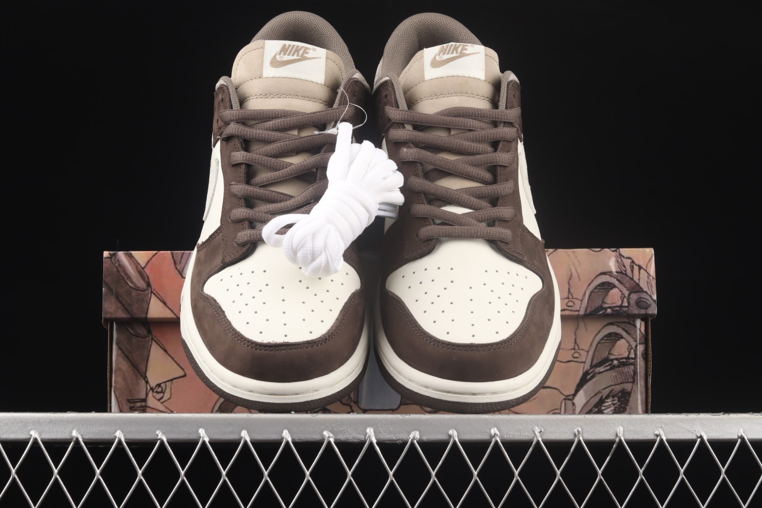 Otomo Katsuhiro x Nike SB Dunk Low Steamboy OST Grey Brown Mocha LF0039-001