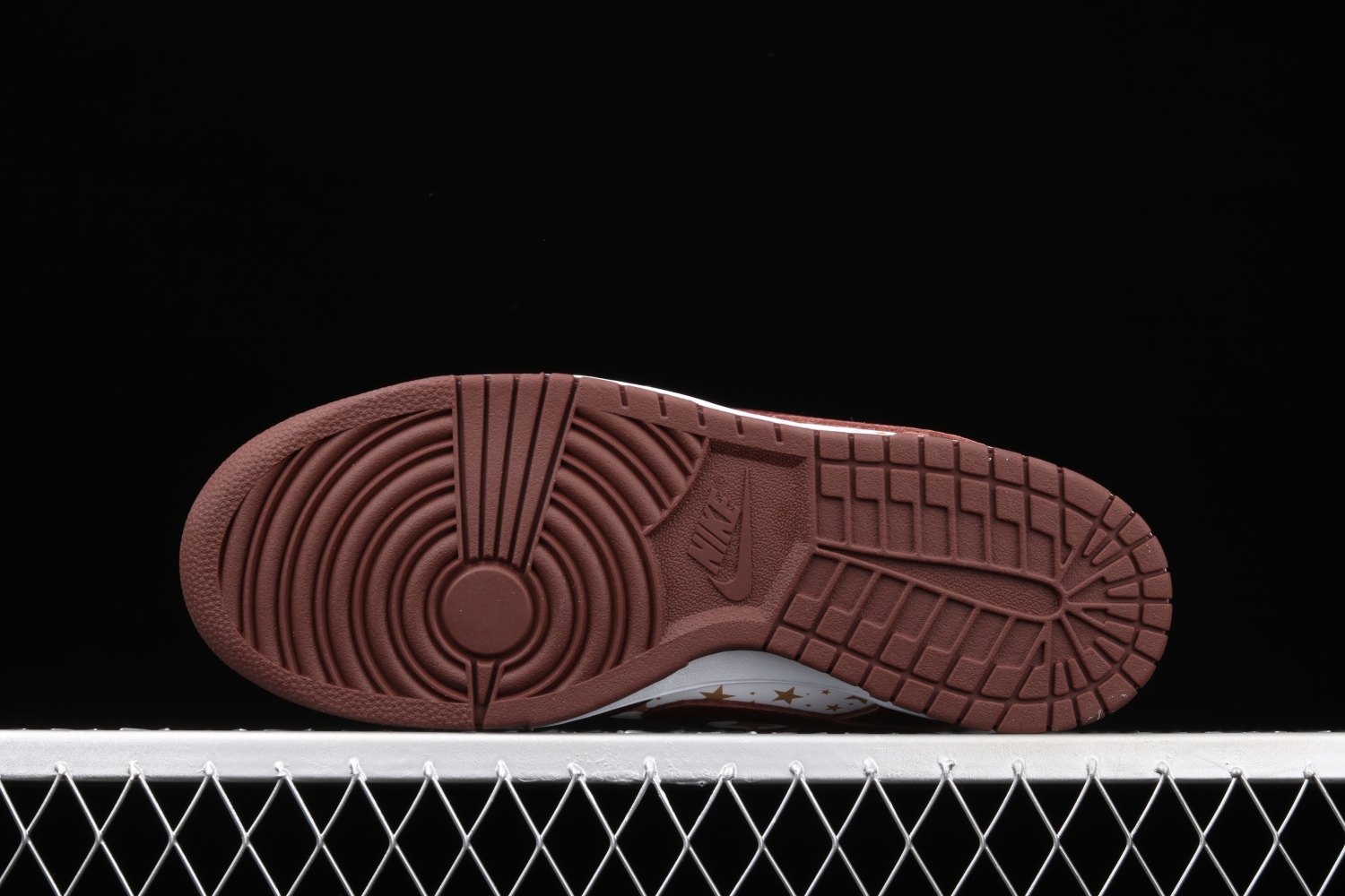 Nike SB Dunk Low Supreme Stars Barkroot Brown (2021) DH3228-103