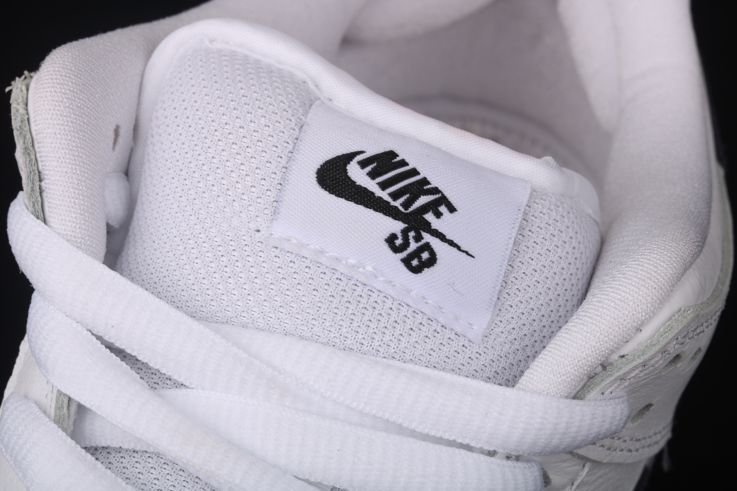 Nike SB Dunk Low Orange Label White Black CD2563-100