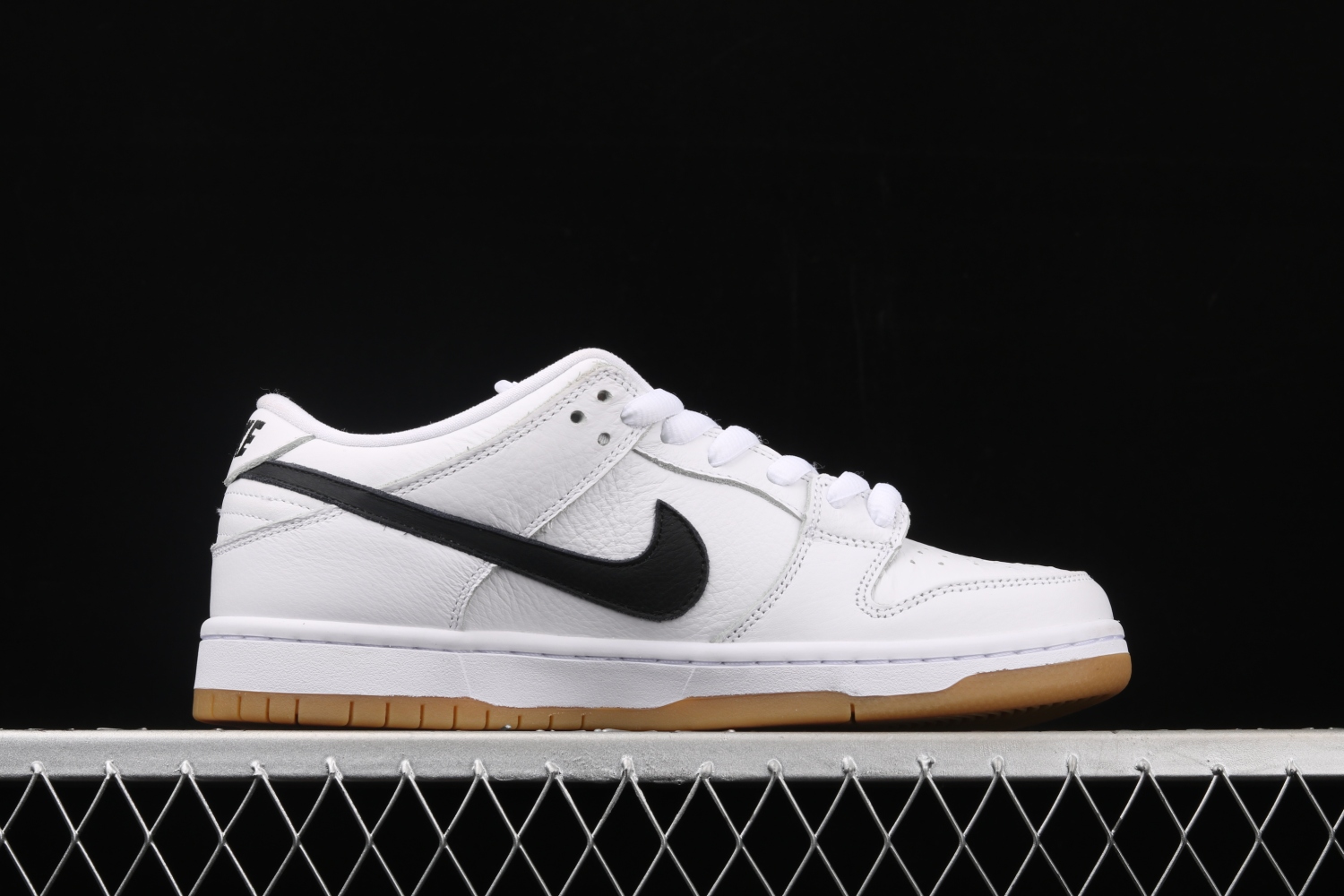 Nike SB Dunk Low Orange Label White Black CD2563-100