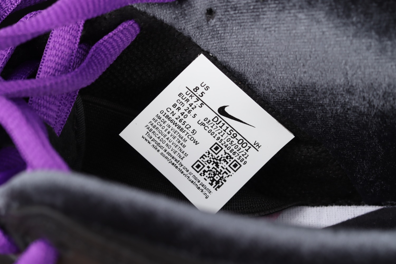 Nike SB Dunk Low Familia First Avenue DJ1159-001