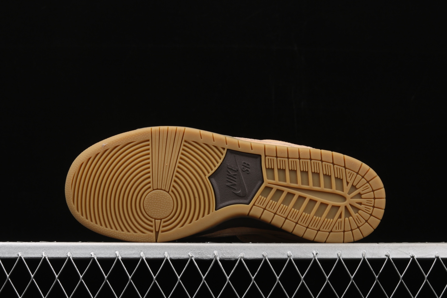 Nike SB Dunk Low Wheat (2020) BQ6817-204
