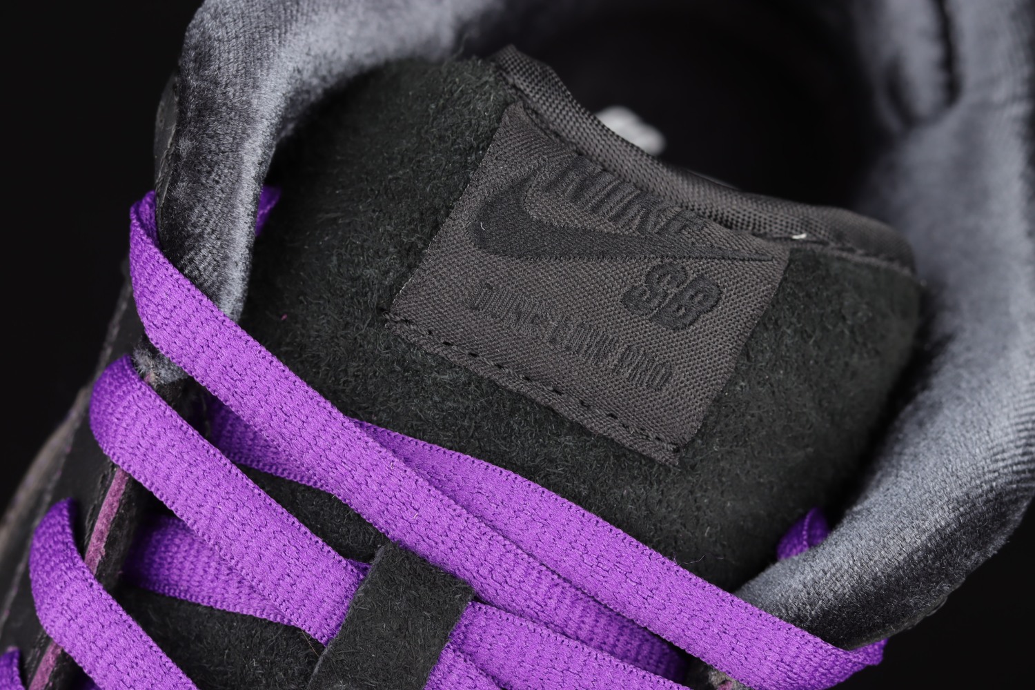 Nike SB Dunk Low Familia First Avenue DJ1159-001