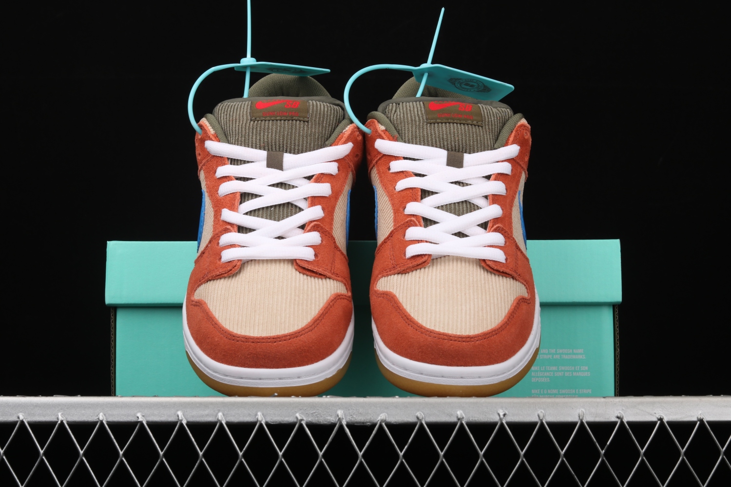 Nike SB Dunk Low Corduroy Dusty Peach BQ6817-201